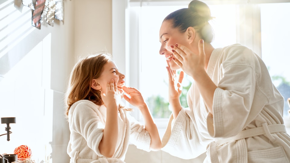 junge_haut_behandlung